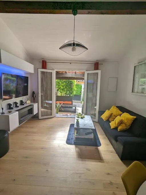 Maison Individuelle Avec Jardin Ensoleille Auribeau-sur-Siagne Holiday home